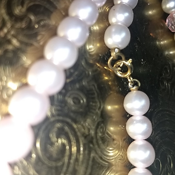 Jewelry - Picture 4 of 6